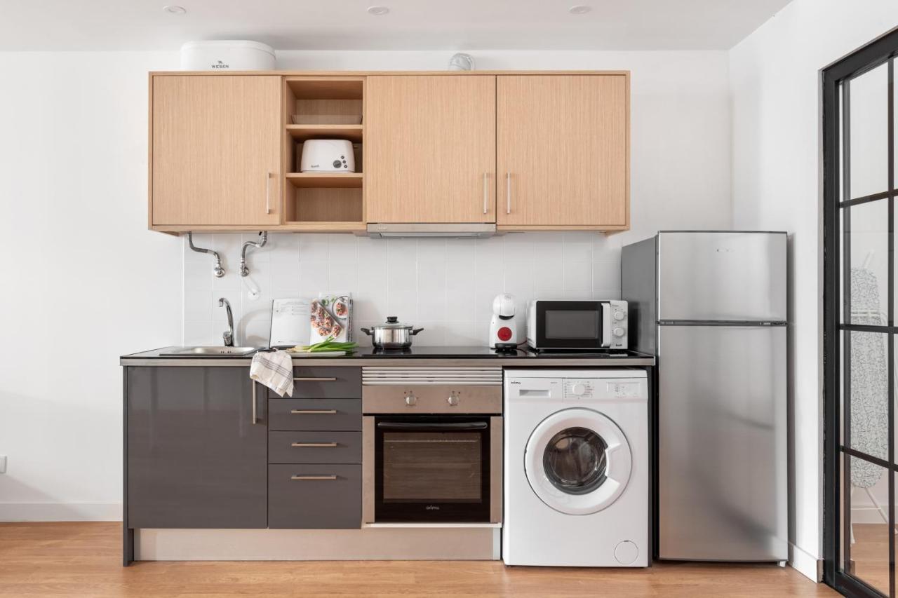 Altido Stylish 2-Level Flats Near Ajuda Palace ลิสบอน ภายนอก รูปภาพ