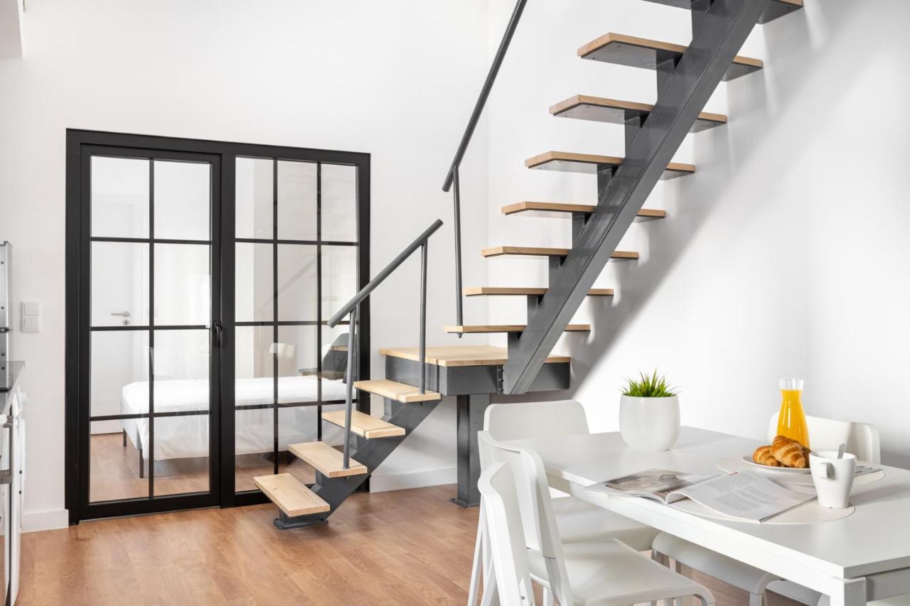 Altido Stylish 2-Level Flats Near Ajuda Palace ลิสบอน ภายนอก รูปภาพ