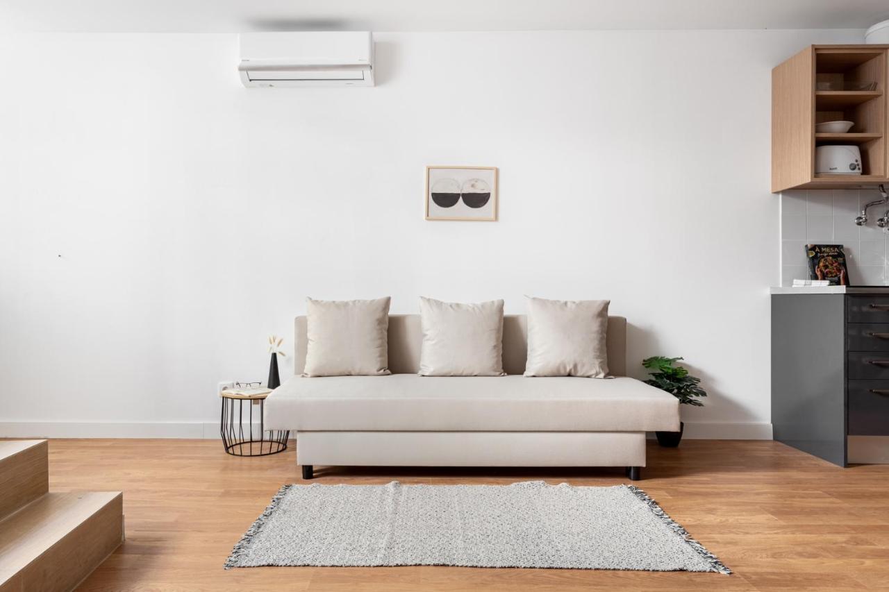 Altido Stylish 2-Level Flats Near Ajuda Palace ลิสบอน ภายนอก รูปภาพ